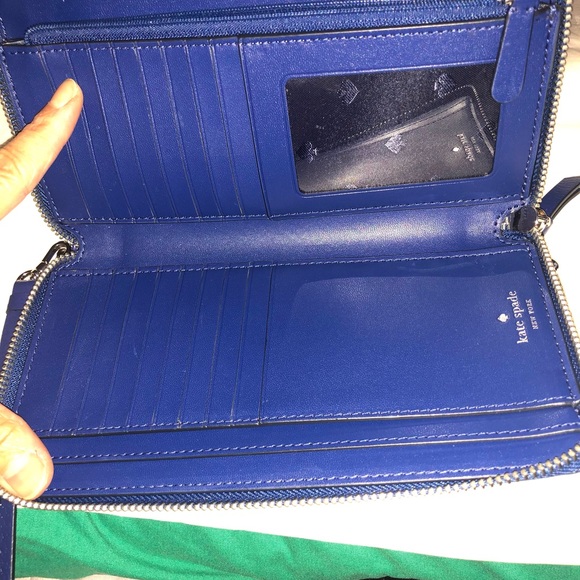 Authentic NWOT KATE SPADE BLUE  CLUTCH LEATHER WRISTLET - Picture 5 of 12
